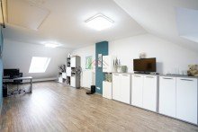 DG Kinderzimmer..... Exquisites und neuwertiges Reihenhaus mit 
hochwertiger-Ausstattung - Garage + Stellplatz
