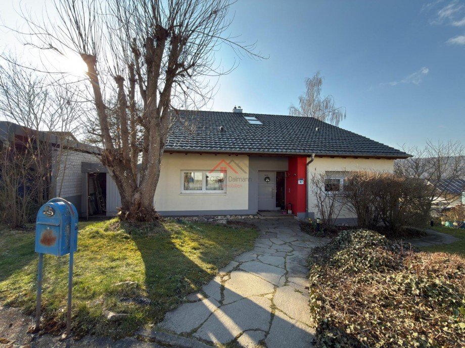 Frontansicht Haus Einfamilienhaus Tuttlingen