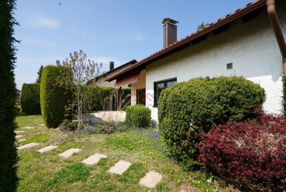 Au�enansicht Garten Zweifamilienhaus Trossingen