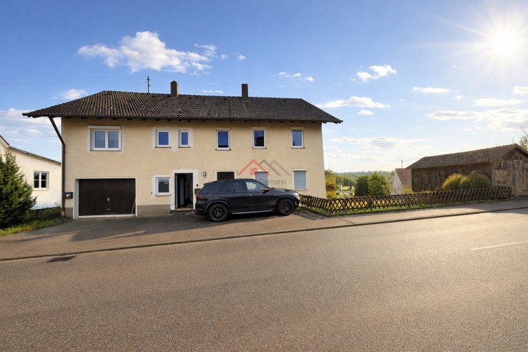 Ansicht Norden Aldingen / Aixheim Etagenwohnung PROVISIONSFREI - Wohnen mit Weitblick - modernisierte5-Zimmer-Wohnung mit Stellplatz, viel Platz und Perspektive