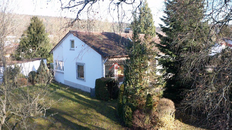 Luftaufnahme S�dwest Seite Einfamilienhaus Tuttlingen