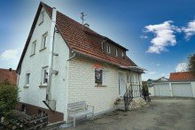 Au�enansicht Freistehendes und gem�tliches Einfamilienhaus auf gro�em Grundst�ck!