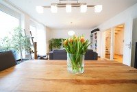 Bild (15fb4a196fa02da3c9d7ce9ee97a3384): Wundersch�ne und helle 4- Zimmer Maisonettewohnung mit eigenem Gartenanteil und Terrasse!
