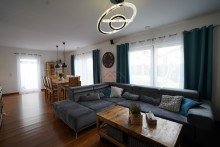 Wohn- und Essbereich Familiengl�ck in renommierter Lage! Neuwertiges und freistehendes Einfamilienhaus in Tuttlingen!