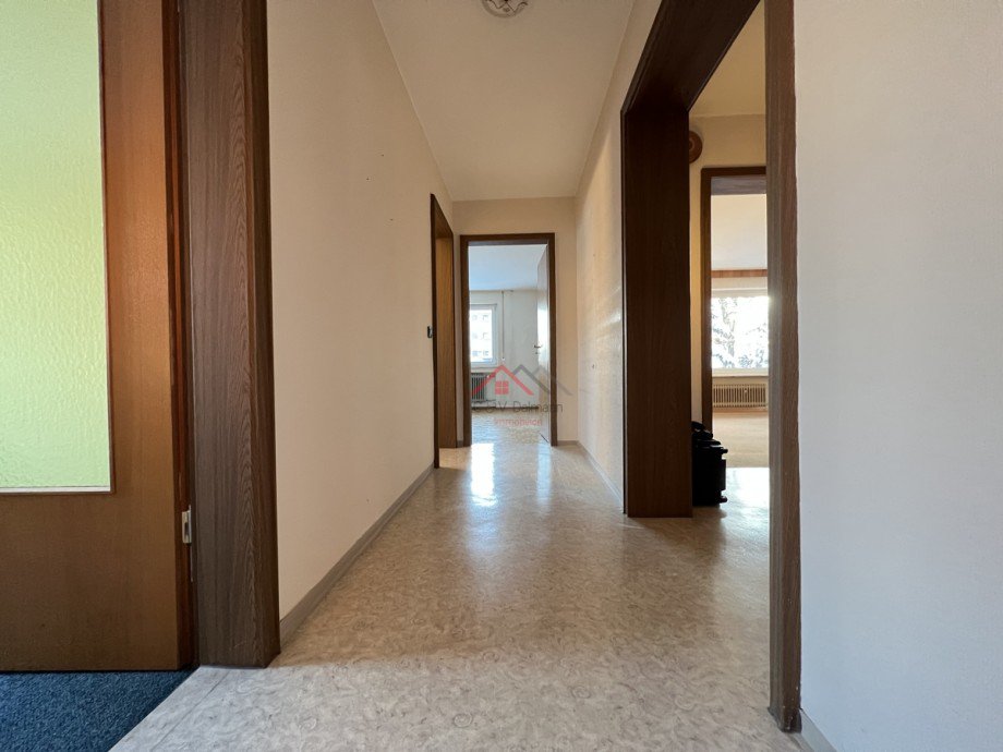 Diele 2 (Blick vom G�ste-WC) Einfamilienhaus Tuttlingen