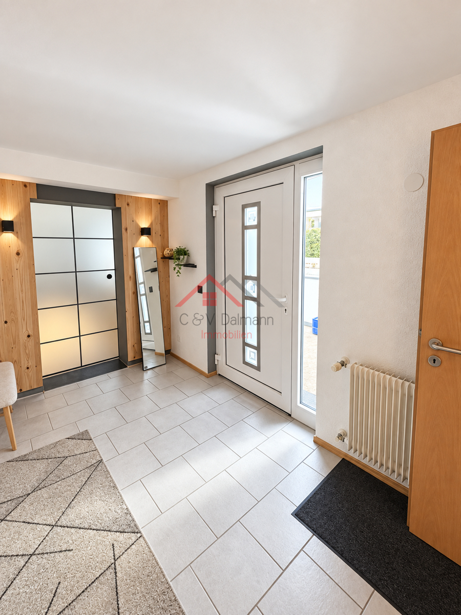 Flur Zweifamilienhaus Neuhausen ob Eck