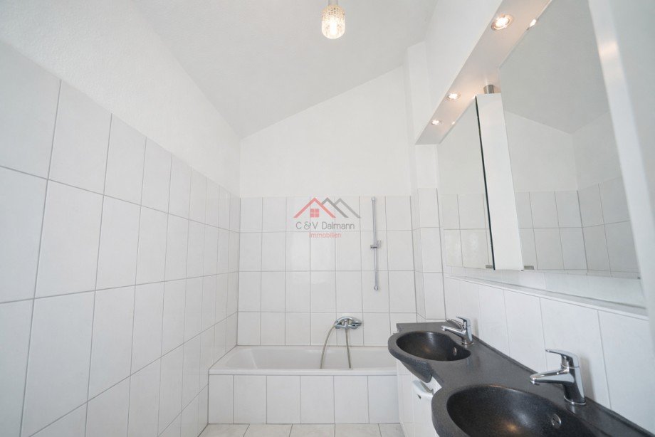 Badezimmer OG Einfamilienhaus Emmingen-Liptingen / Emmingen
