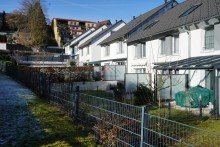 Gartenansicht Exquisites und neuwertiges Reihenhaus mit 
hochwertiger-Ausstattung - Garage + Stellplatz