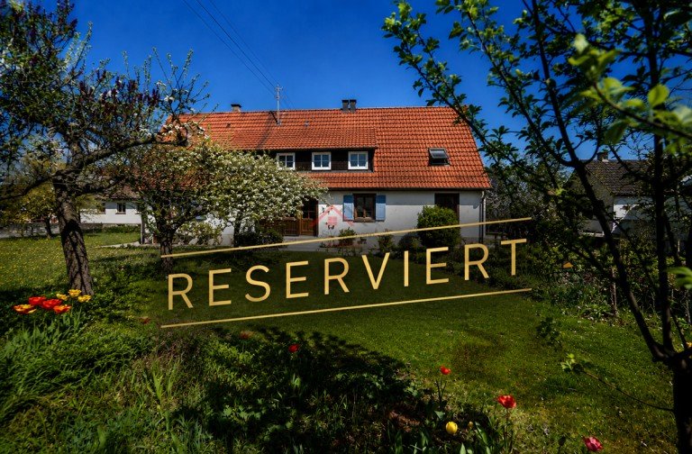Reserviert Talheim Doppelhaush�lfte Charmante Doppelhaush�lfte mit traumhaftem Garten, massivem Gartenhaus und vielseitigen Nutzungsm�glichkeiten