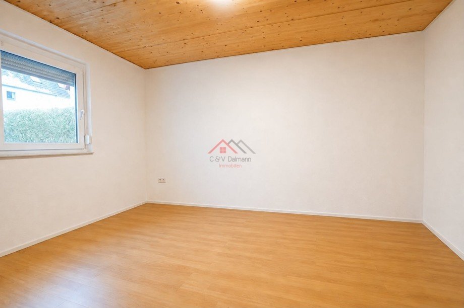 Schlafzimmer Doppelhaush�lfte Tuttlingen / Nendingen