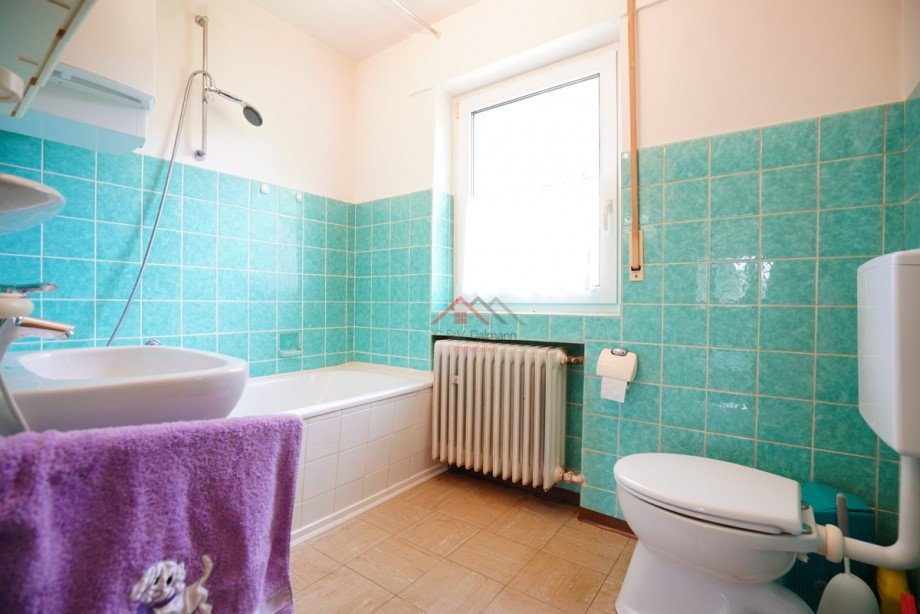 Badezimmer mit WC Reihenhaus Tuttlingen