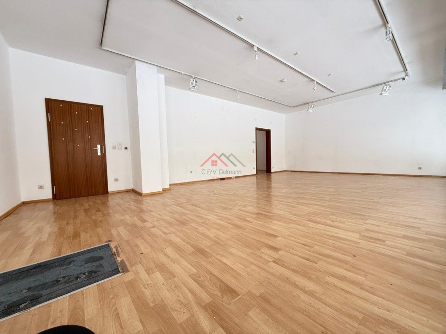 Pr�sentationsraum Einzelhandelsladen Tuttlingen