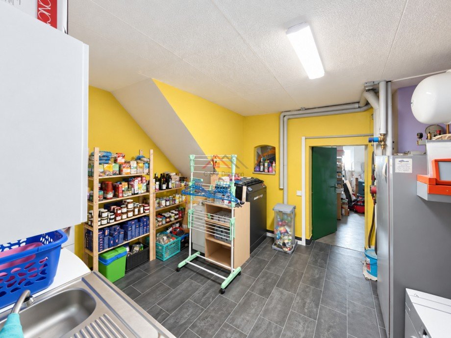 Wasch- und Heizungsraum Doppelhaush�lfte Tuttlingen / M�hringen