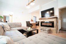 Hauptbild Charmante 4-Zimmer-Wohnung mit überdachter Terrasse im Herzen von Tuttlingen - Ideal für Familien und Kapitalanleger