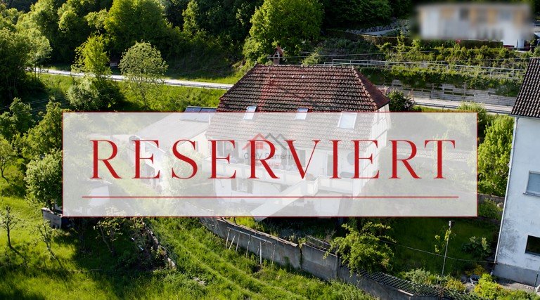 Reserviert Irndorf Einfamilienhaus Renovierungsbed�rftiges Einfamilienhaus mit Einliegerwohnung und traumhafter Aussicht - ideal als Haupt- oder Feriensitz in Irndorf