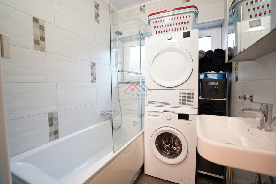 Badezimmer mit Waschmaschienenanschluss Etagenwohnung Tuttlingen