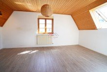 Schlafzimmer Charmante Doppelhaush�lfte mit traumhaftem Garten, massivem Gartenhaus und vielseitigen Nutzungsm�glichkeiten
