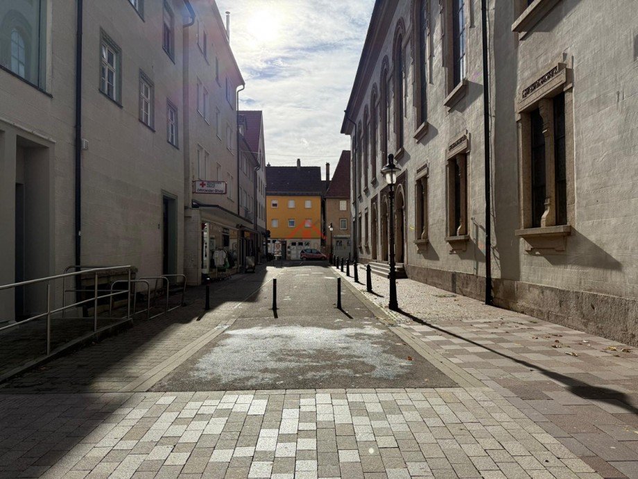 Blick in die Stra�e Einzelhandelsladen Tuttlingen