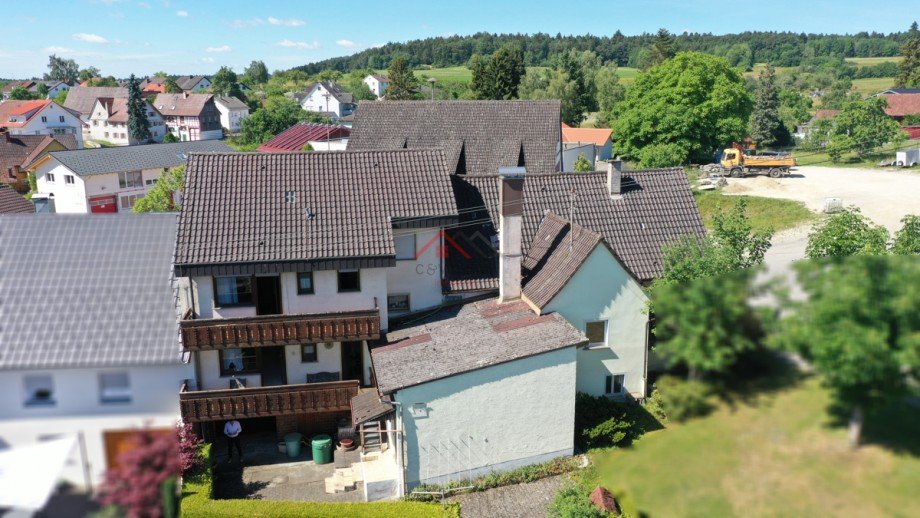 Ansicht hinten Hof 2 Luftaufnahme Doppelhaush�lfte Neuhausen ob Eck / Oberschwandorf