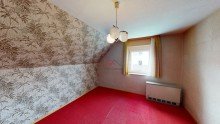 Schlafzimmer im Obergeschoss Handwerker aufgepasst! Gro�e Doppelhaush�lfte mit weiterem Ausbaupotential in M�hlhausen-Ehingen