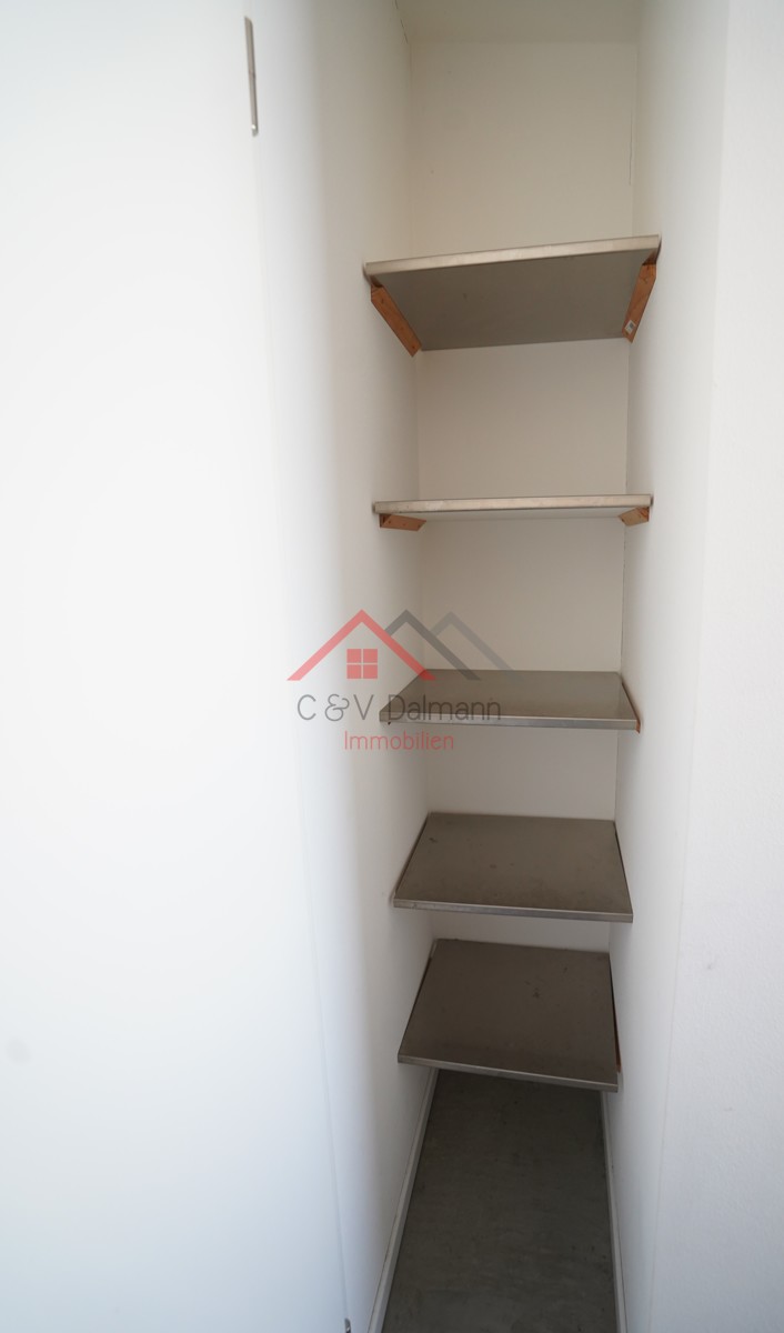 Abstellfl�che im Kinderbad Einfamilienhaus Tuttlingen / E�lingen