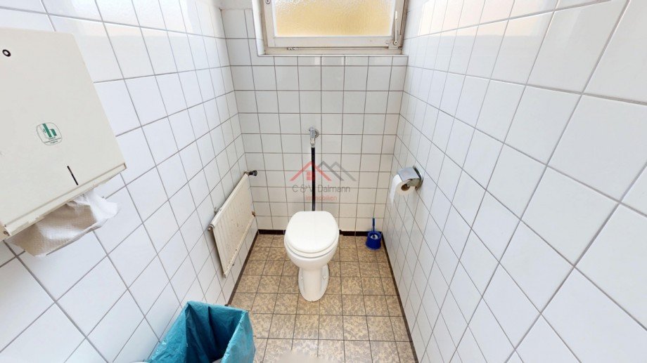 separates WC Halle Tuttlingen