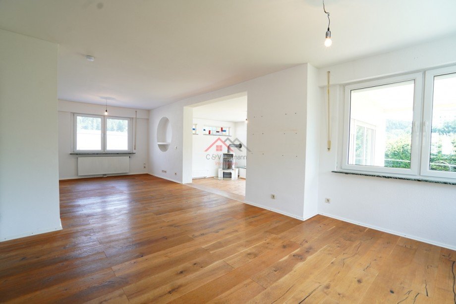 offenes Wohn und Esszimmer Einfamilienhaus M�hlheim an der Donau