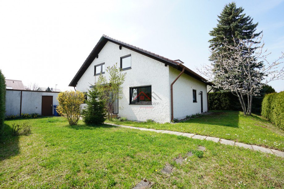 Au�enansicht von der Seite Zweifamilienhaus Trossingen