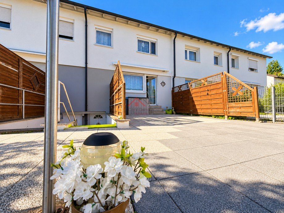 S�dterrassee Reihenhaus Tuttlingen