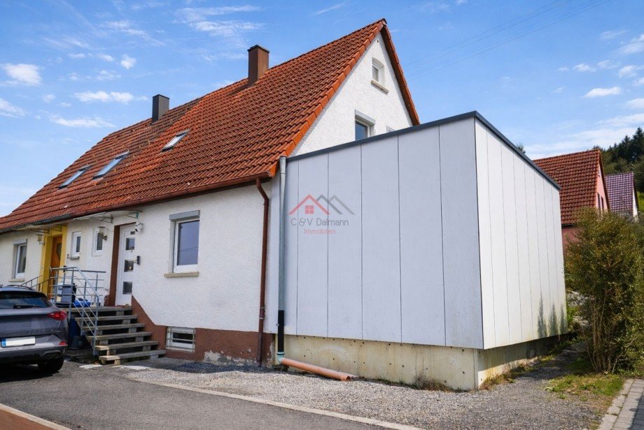 Au�enansicht Haus mit Anbau Doppelhaush�lfte Tuttlingen / Nendingen