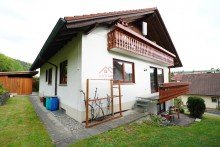 Ansicht vom Garten Zuhause mit Zukunft - gro�z�giges Zweifamilienhaus mit Einliegerwohnung