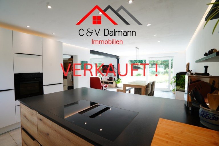Verkauft Tuttlingen Doppelhaush�lfte Stilvoll modernisiertes Doppelhaus am Waldrand - sonnig gelegen, mit gro�em Grundst�ck, Garage, Stellplatz & Raum f�r mehr