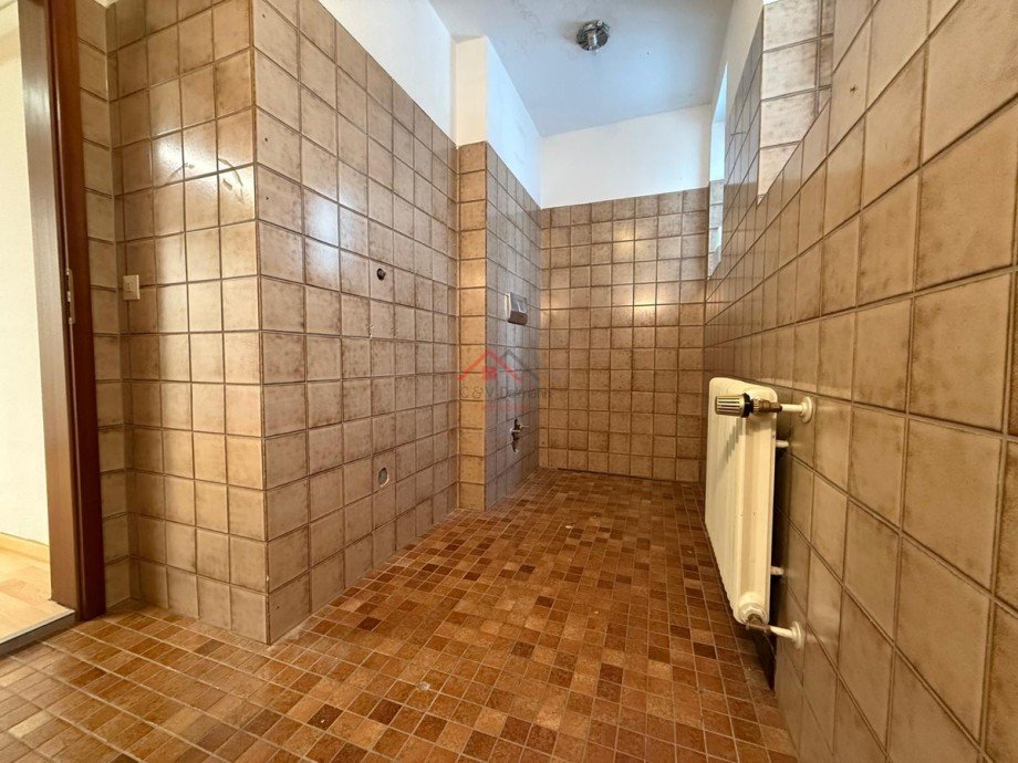 WC-Herren Einzelhandelsladen Tuttlingen