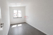 Kinderzimmer / Home Office Moderne 3-Zimmer-Eigentumswohnung mit S�dbalkon