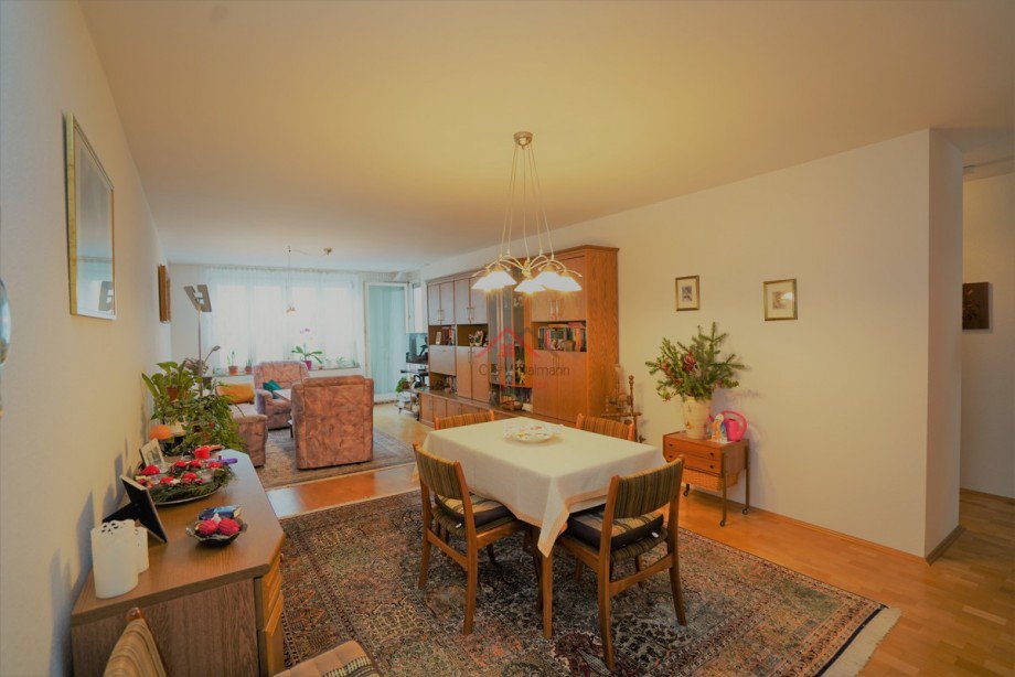 Wohnzimmer Etagenwohnung Stuttgart / Degerloch