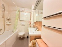 Bad innenliegend 4-Zimmer-Wohnung im 2. Obergeschoss mit ca. 111 m�, Balkon & Hofblick in Tuttlingen-M�hringen