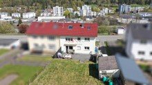 Luftaufnahme S�den 2  Zwei Wohneinheiten - ideal f�r Familie oder Wohnen & Arbeiten mit gro�er und sonniger S�dterrasse 