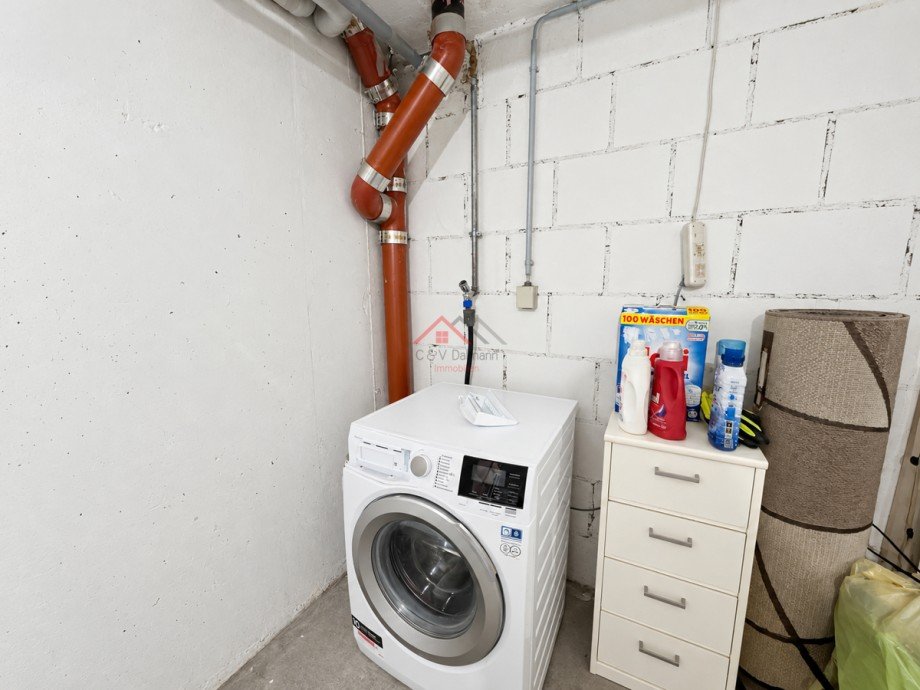 Waschmaschinenplatz im Privaten Keller Etagenwohnung TUTTLINGEN