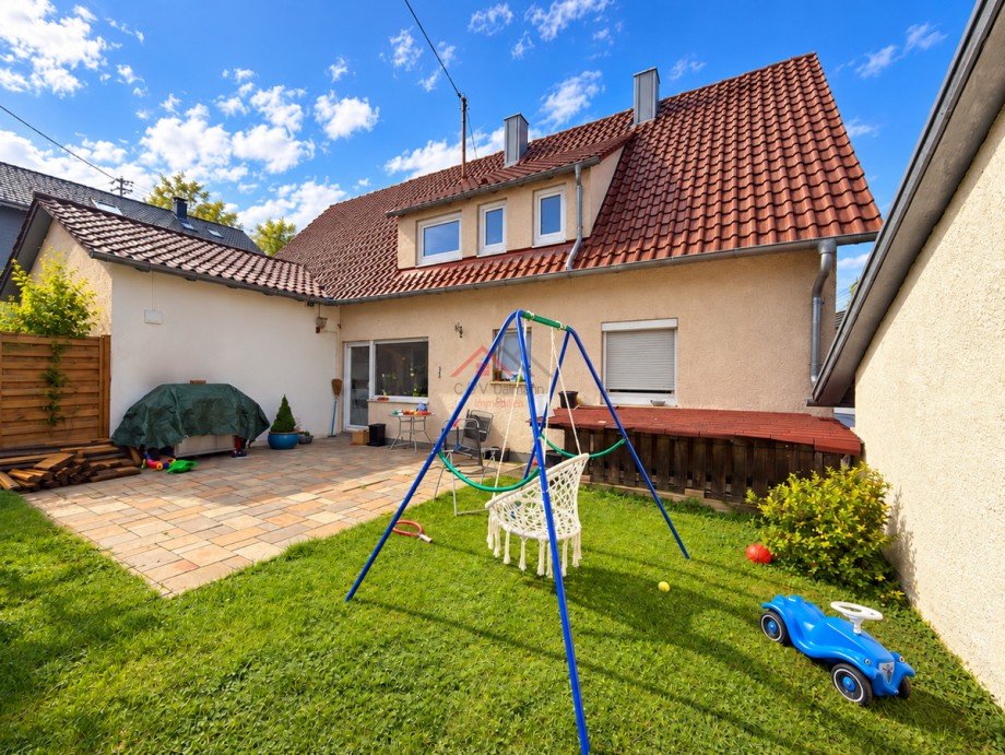 Garten Zweifamilienhaus Gosheim