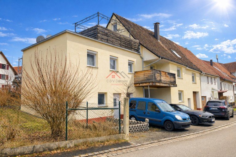 Au�enbild Tuttlingen / Nendingen Einfamilienhaus Gro�z�giges Wohnhaus mit flexiblen Nutzungsm�glichkeiten in ruhiger Lage von Tuttlingen-Nendingen