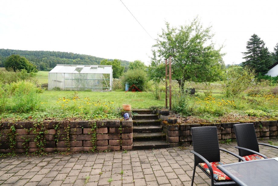 Gartenansicht mit Westterrasse Einfamilienhaus Seitingen-Oberflacht / Oberflacht