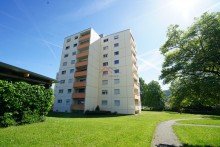 Au�enansicht Gepflegte 3 1/2 Zimmer Wohnung mit Balkon- Tiefgarage und sch�nem Ausblick!