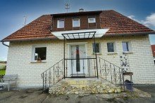Au�enansicht Freistehendes und gem�tliches Einfamilienhaus auf gro�em Grundst�ck!