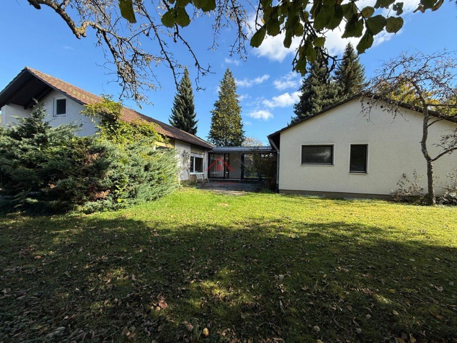 Ansicht vom Garten Bungalow Tuttlingen
