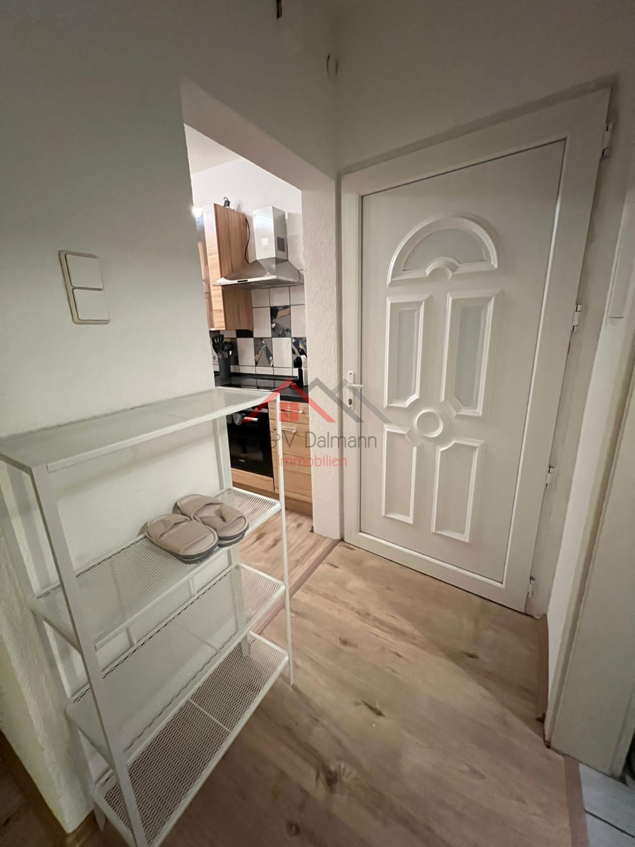 Flur Doppelhaush�lfte Trossingen