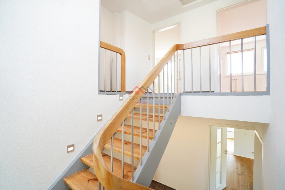 Treppenaufgang Einfamilienhaus M�hlheim an der Donau