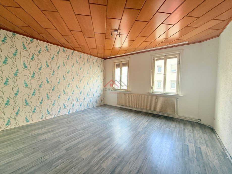 Wohnzimmer Wohnung 1OG Mehrfamilienhaus Tuttlingen