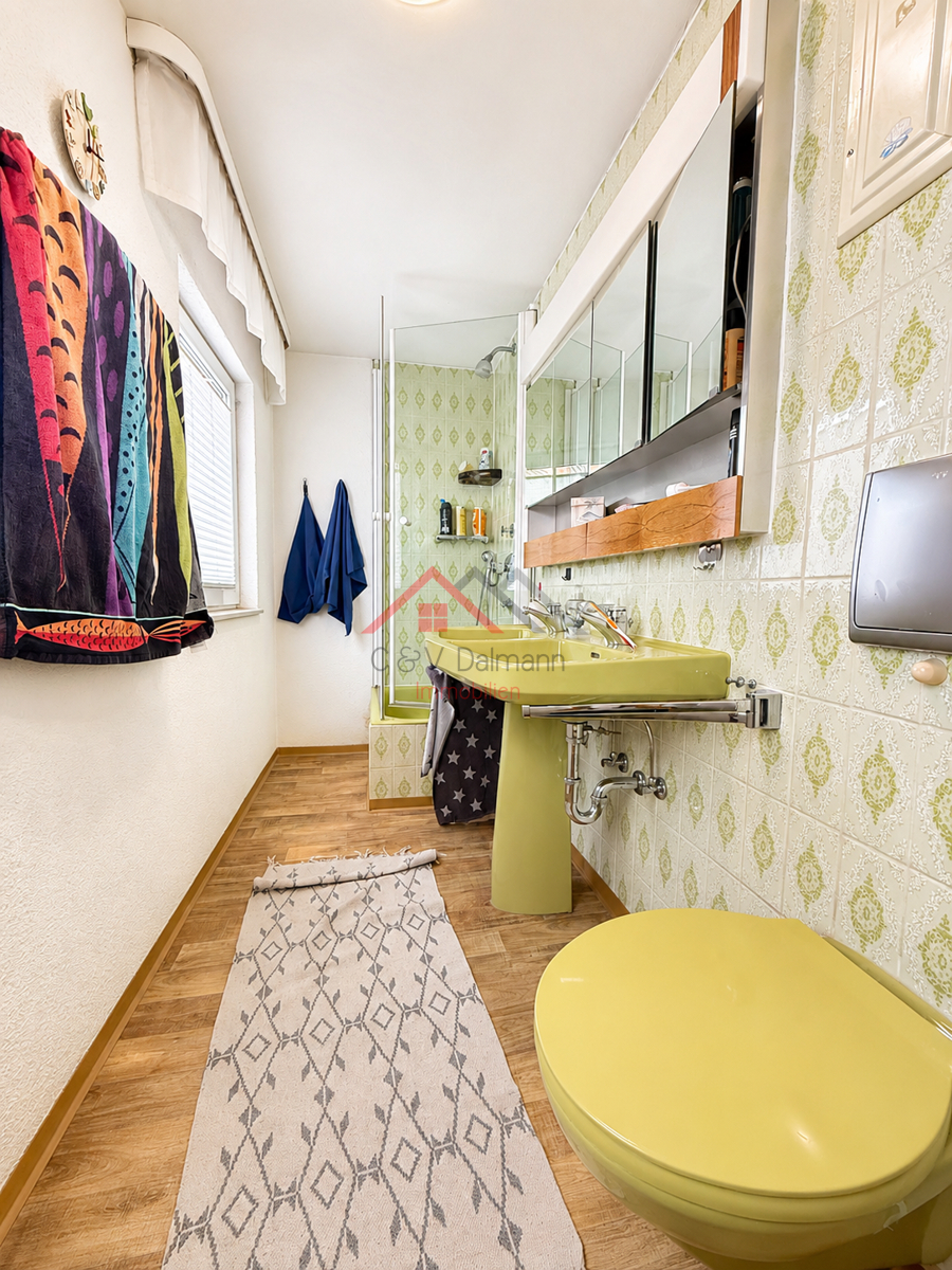 Badezimmer 2 Doppelhaus 2 Mehrfamilienhaus Tuttlingen / M�hringen