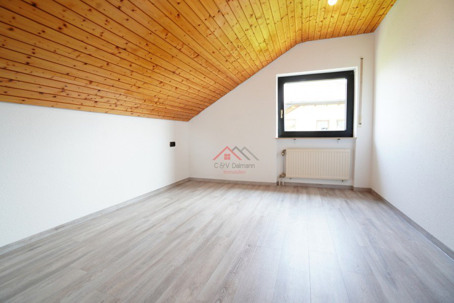 Schlafzimmer DG Zweifamilienhaus Trossingen